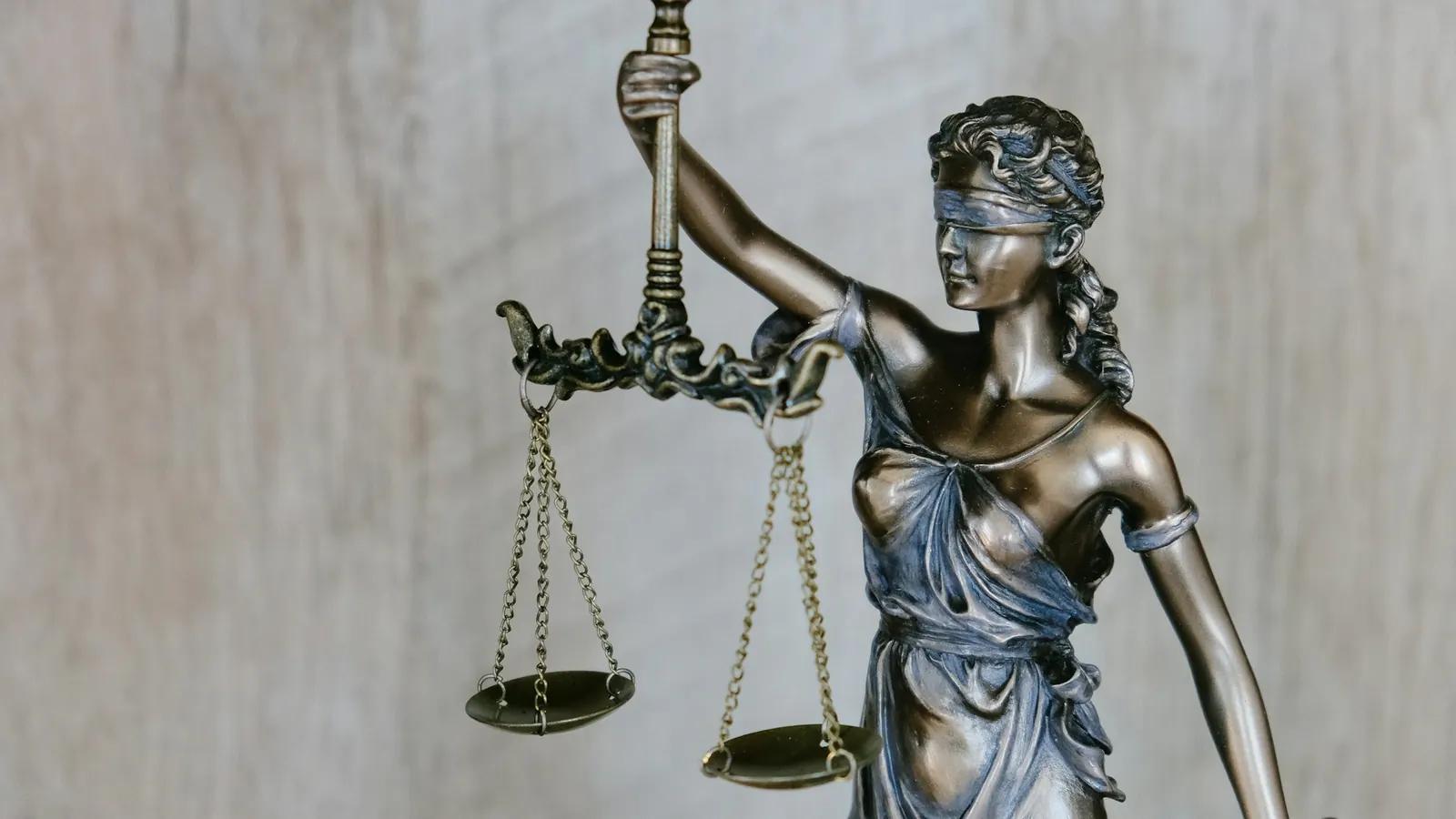 Despachos de abogados y notarios